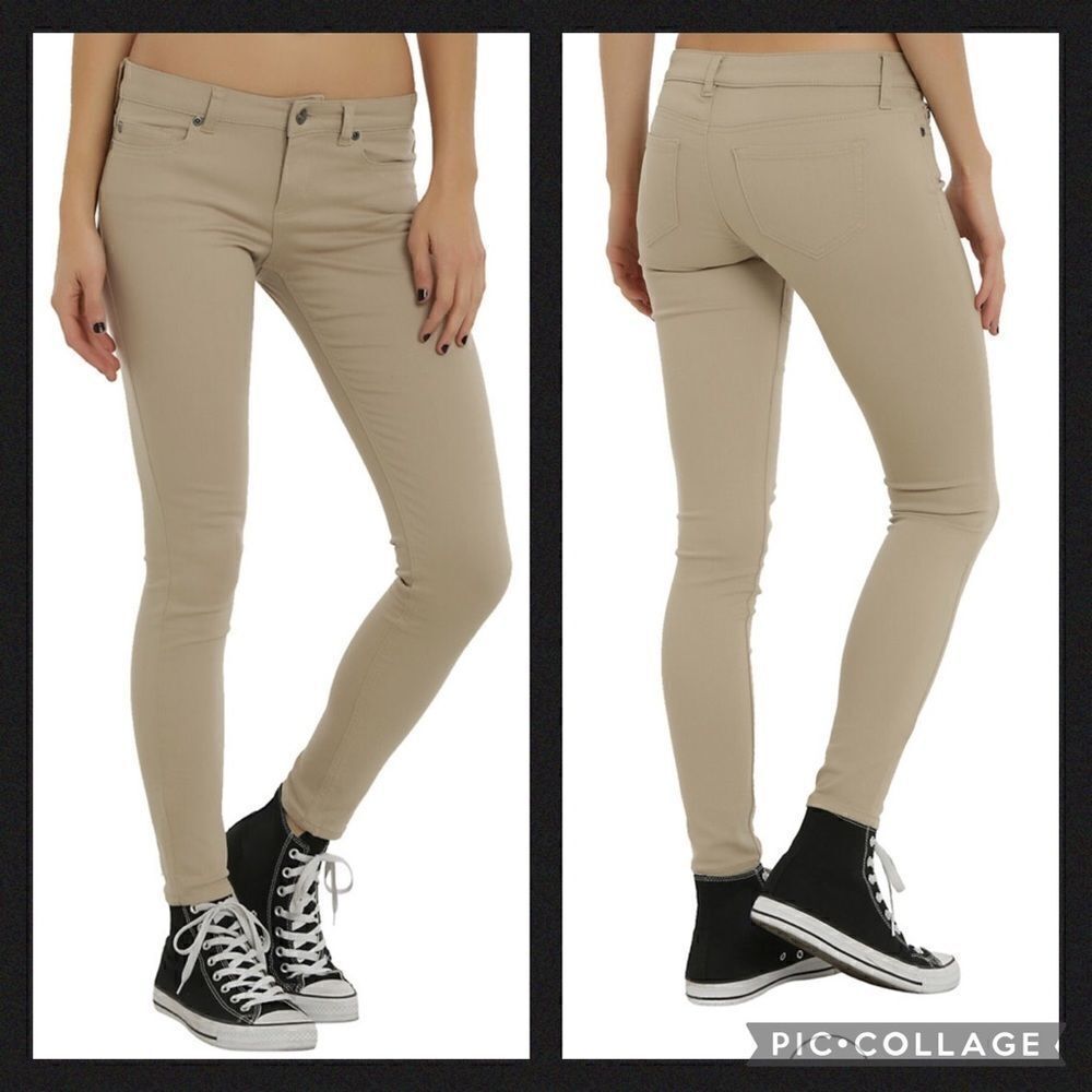 Blackheart Khaki Skinny Jeans Junior’s